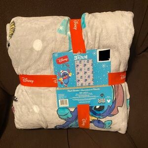 Disney stitch winter snowman tree throw blanket